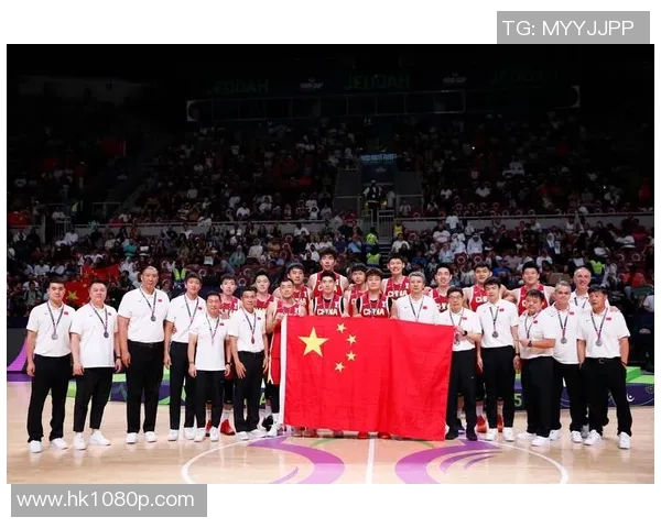 2019年7月9日中国男篮对阵世界强队的精彩比赛回顾与分析